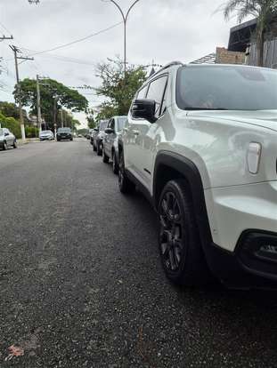 JEEP-RENEGADE-2022