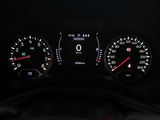 JEEP-RENEGADE-1.8 16V FLEX SPORT 4P AUTOMÁTICO JEEP-RENEGADE-2017