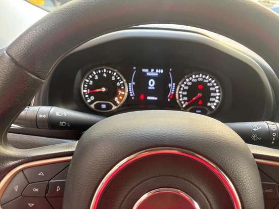 JEEP-RENEGADE-1.8 16V FLEX SPORT 4P AUTOMÁTICO JEEP-RENEGADE-2018