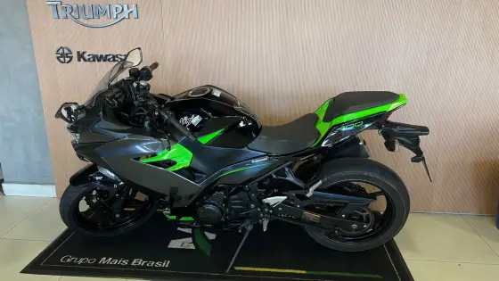 KAWASAKI NINJA 400 