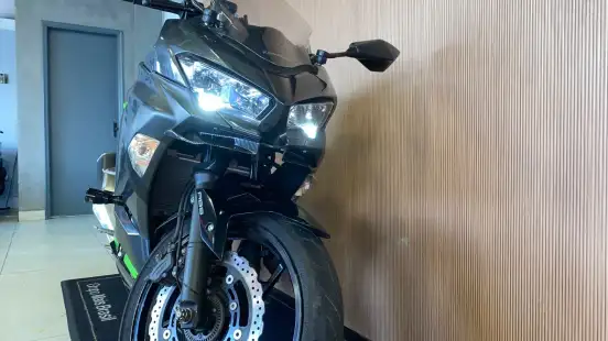 KAWASAKI-NINJA 400-2019
