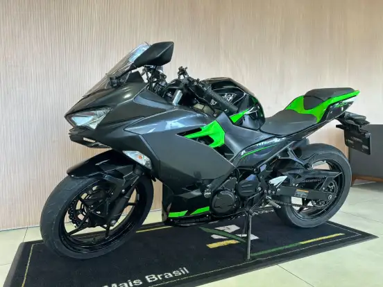 KAWASAKI-NINJA 400-2019