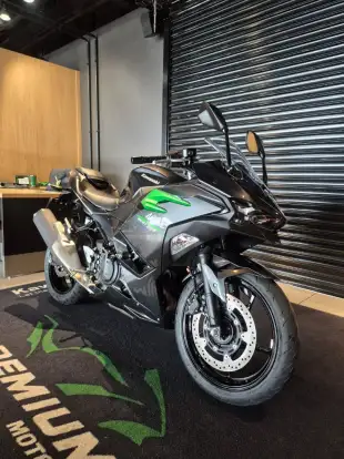 KAWASAKI-NINJA 500-2025