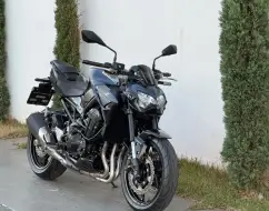 KAWASAKI Z900 KAWASAKI Z900