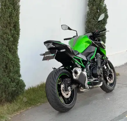 KAWASAKI-Z900 KAWASAKI-Z900-2022