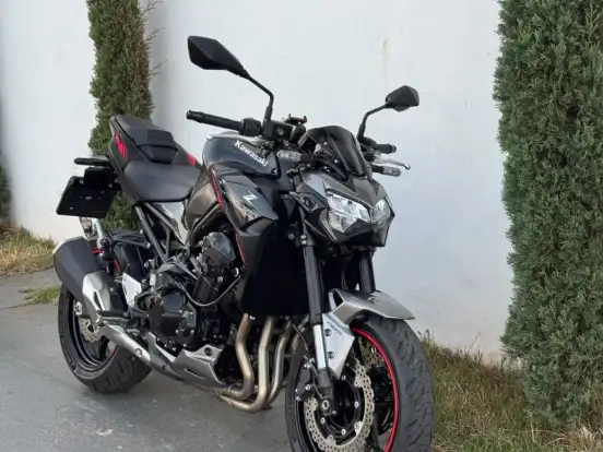 KAWASAKI-Z900 KAWASAKI-Z900-2023