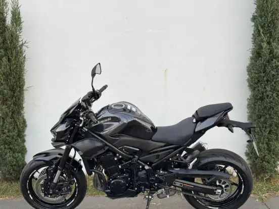 KAWASAKI-Z900 KAWASAKI-Z900-2026