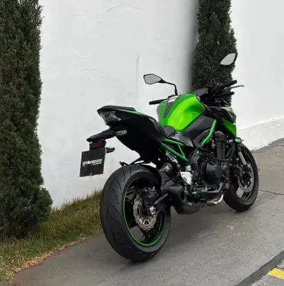 KAWASAKI-Z900 KAWASAKI-Z900-2022