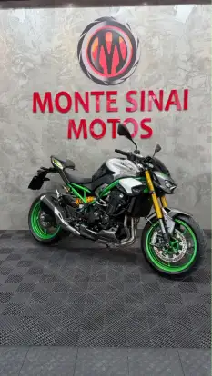 KAWASAKI-Z900-2026