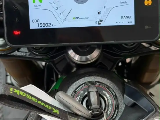 KAWASAKI-Z900 KAWASAKI-Z900-2026