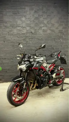 KAWASAKI-Z900-2021