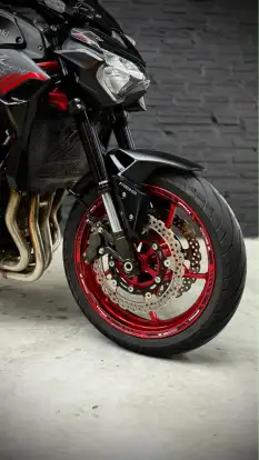 KAWASAKI-Z900-2021