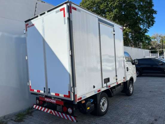 KIA-BONGO-2.5 TD DIESEL STD CS 4x4 MANUAL KIA-BONGO-2026