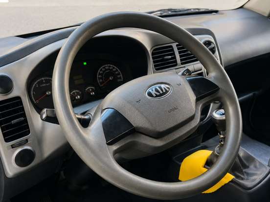 KIA-BONGO-2022