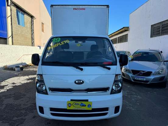 KIA-BONGO-2018