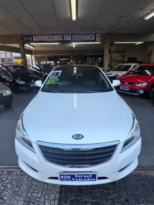 KIA-CADENZA-2011