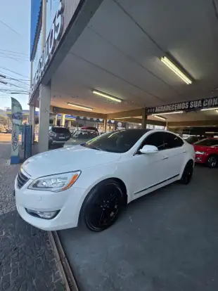 KIA-CADENZA-2011