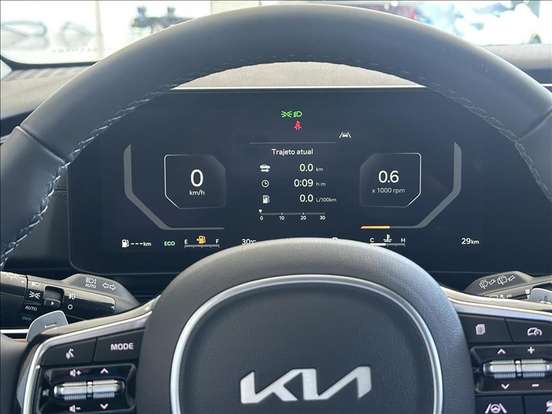 KIA-CARNIVAL-2024
