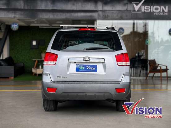 KIA-MOHAVE-2010