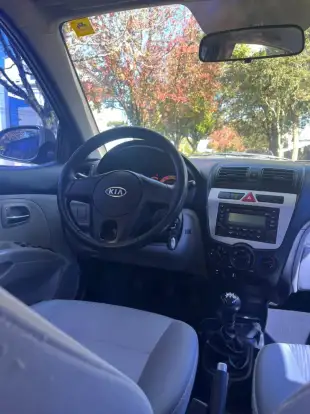 KIA-PICANTO-2010