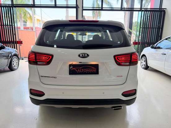 KIA-SORENTO-2017