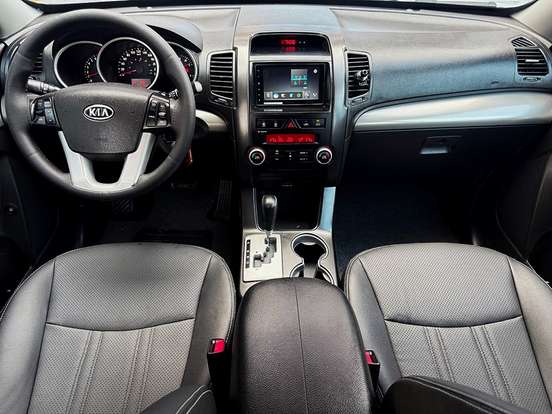 KIA-SORENTO-2.4 16V GASOLINA EX AUTOMÁTICO KIA-SORENTO-2012