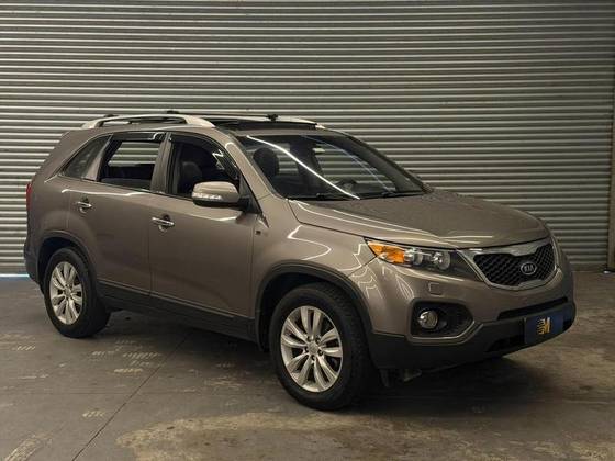 KIA SORENTO 2.4 EX2 4X2 16V GASOLINA 4P 7 LUGARES AUTOMÁTICO