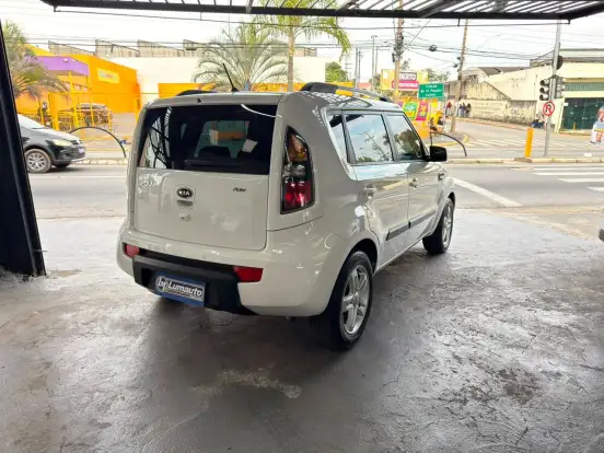 KIA-SOUL-2011