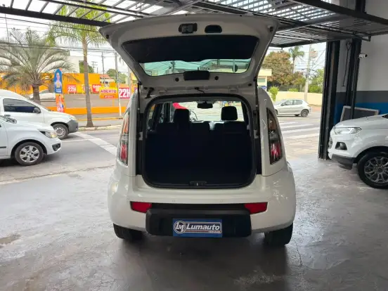 KIA-SOUL-2011