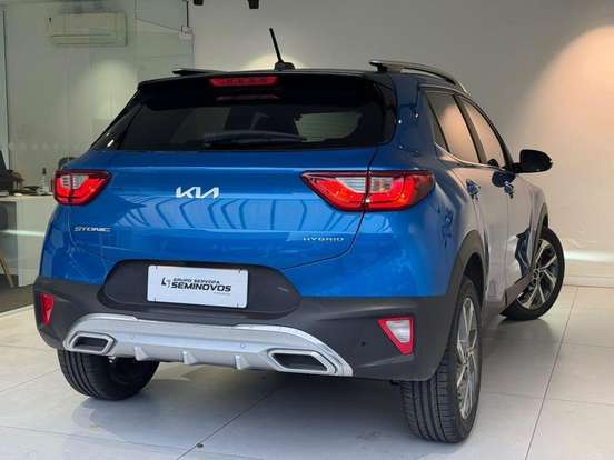 KIA-STONIC-2021