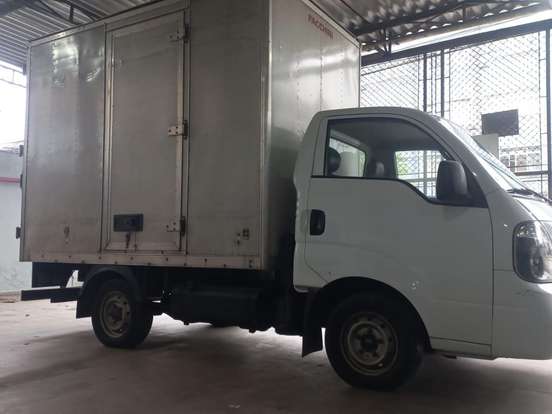 KIA-BONGO-2.5 K-2500 4X2 CS TURBO DIESEL 2P MANUAL KIA-BONGO-2015