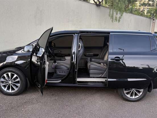 KIA-CARNIVAL-3.3 EX V6 24V GASOLINA 4P AUTOMATICO KIA-CARNIVAL-2015