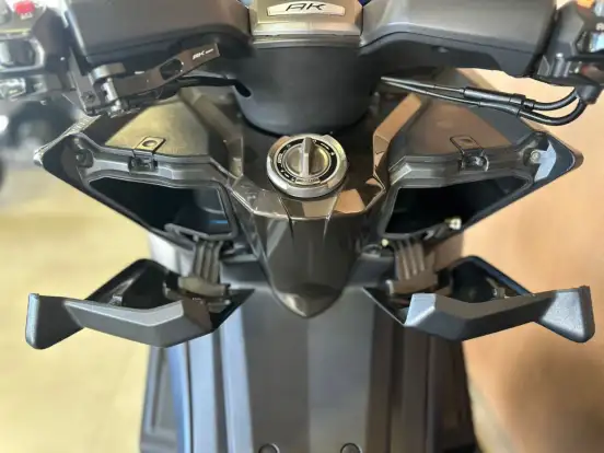 KYMCO-AK 550i KYMCO-AK 550i-2021