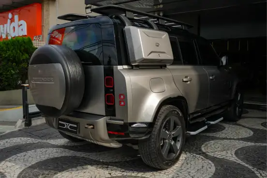 LAND ROVER-DEFENDER-2023