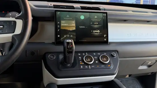 LAND ROVER-DEFENDER-2022
