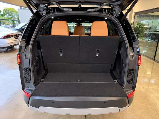 LAND ROVER-DISCOVERY-3.0 V6 TD6 DIESEL HSE 4WD AUTOMÁTICO LAND ROVER-DISCOVERY-2019