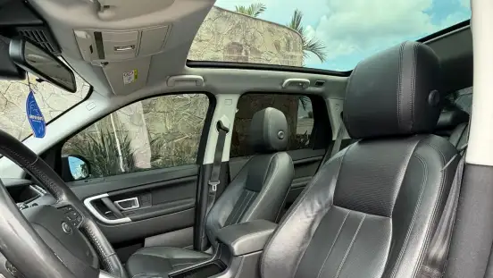 LAND ROVER-DISCOVERY SPORT-2017