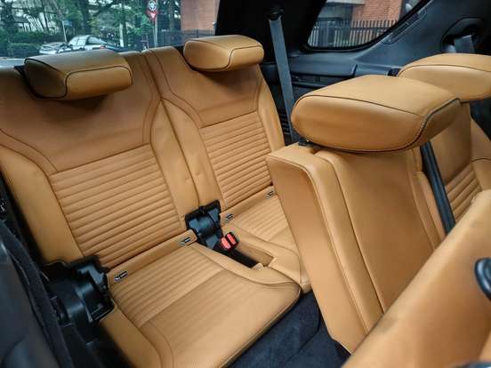LAND ROVER-DISCOVERY-2019