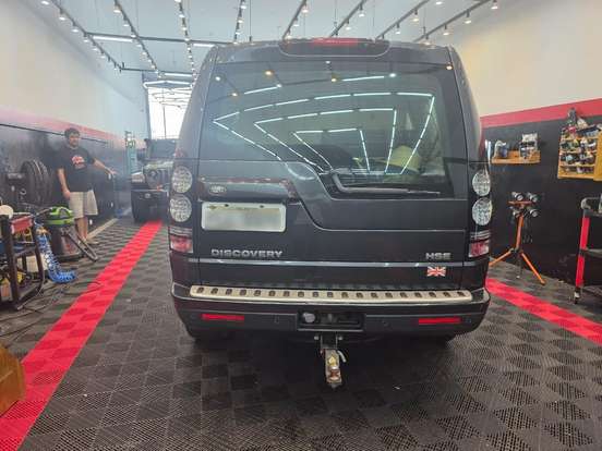 LAND ROVER-DISCOVERY 4-2013