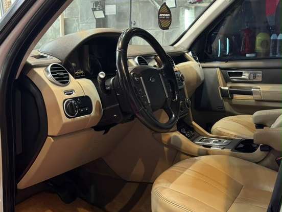 LAND ROVER-DISCOVERY 4-3.0 SE 4X4 V6 24V BI-TURBO DIESEL 4P AUTOMÁTICO LAND ROVER-DISCOVERY 4-2014