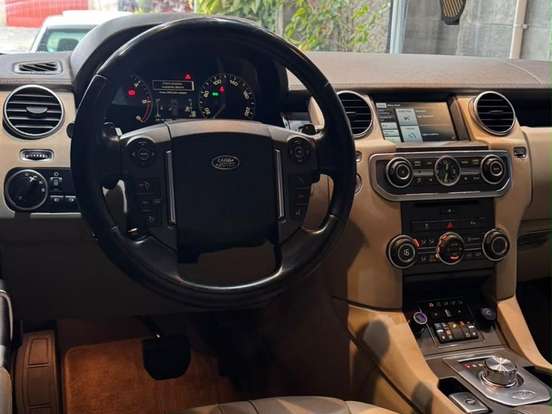 LAND ROVER-DISCOVERY 4-3.0 SE 4X4 V6 24V BI-TURBO DIESEL 4P AUTOMÁTICO LAND ROVER-DISCOVERY 4-2014