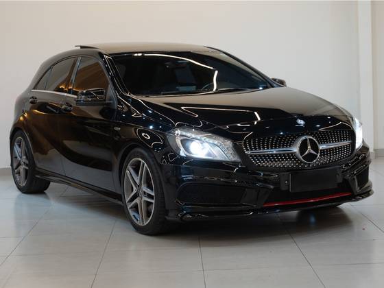MERCEDES-BENZ A 250 2.0 SPORT TURBO GASOLINA 4P AUTOMATIZADO
