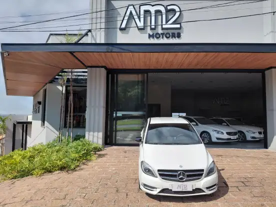 MERCEDES-BENZ-B 200-2012