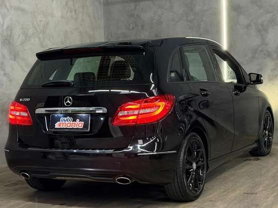 MERCEDES-BENZ-B 200-1.6 SPORT TURBO GASOLINA 4P AUTOMÁTICO MERCEDES-BENZ-B 200-2014