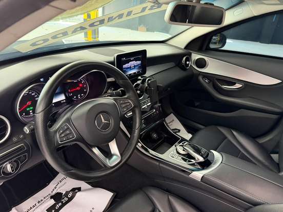 MERCEDES-BENZ-C 180-1.6 CGI AVANTGARDE 16V TURBO GASOLINA 4P AUTOMÁTICO MERCEDES-BENZ-C 180-2015