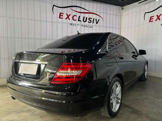 MERCEDES-BENZ-C 180-1.8 CGI CLASSIC 16V GASOLINA 4P AUTOMÁTICO MERCEDES-BENZ-C 180-2011