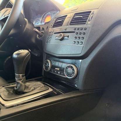 MERCEDES-BENZ-C 180-2010