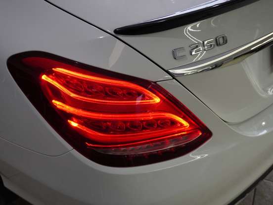 MERCEDES-BENZ-C 250-2.0 CGI GASOLINA AVANTGARDE 9G-TRONIC MERCEDES-BENZ-C 250-2017