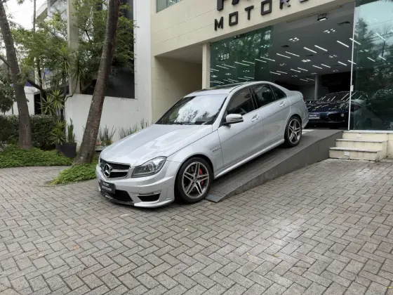 MERCEDES-BENZ C 63 AMG 6.3 SEDAN V8 GASOLINA 4P AUTOMATICO