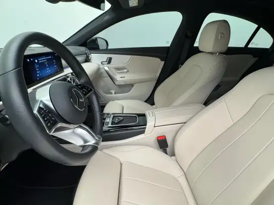 MERCEDES-BENZ-CLA 200-1.3 MHEV PROGRESSIVE 7G-DCT MERCEDES-BENZ-CLA 200-2025